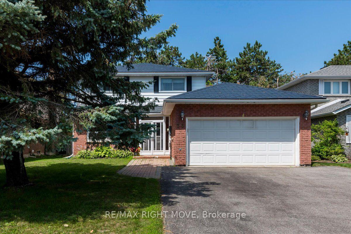 55 Laurentian Lane, Orillia, ON, exterior