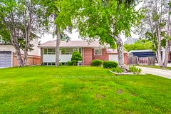 45 Hurlingham Crescent, Toronto C13, ON, exterior