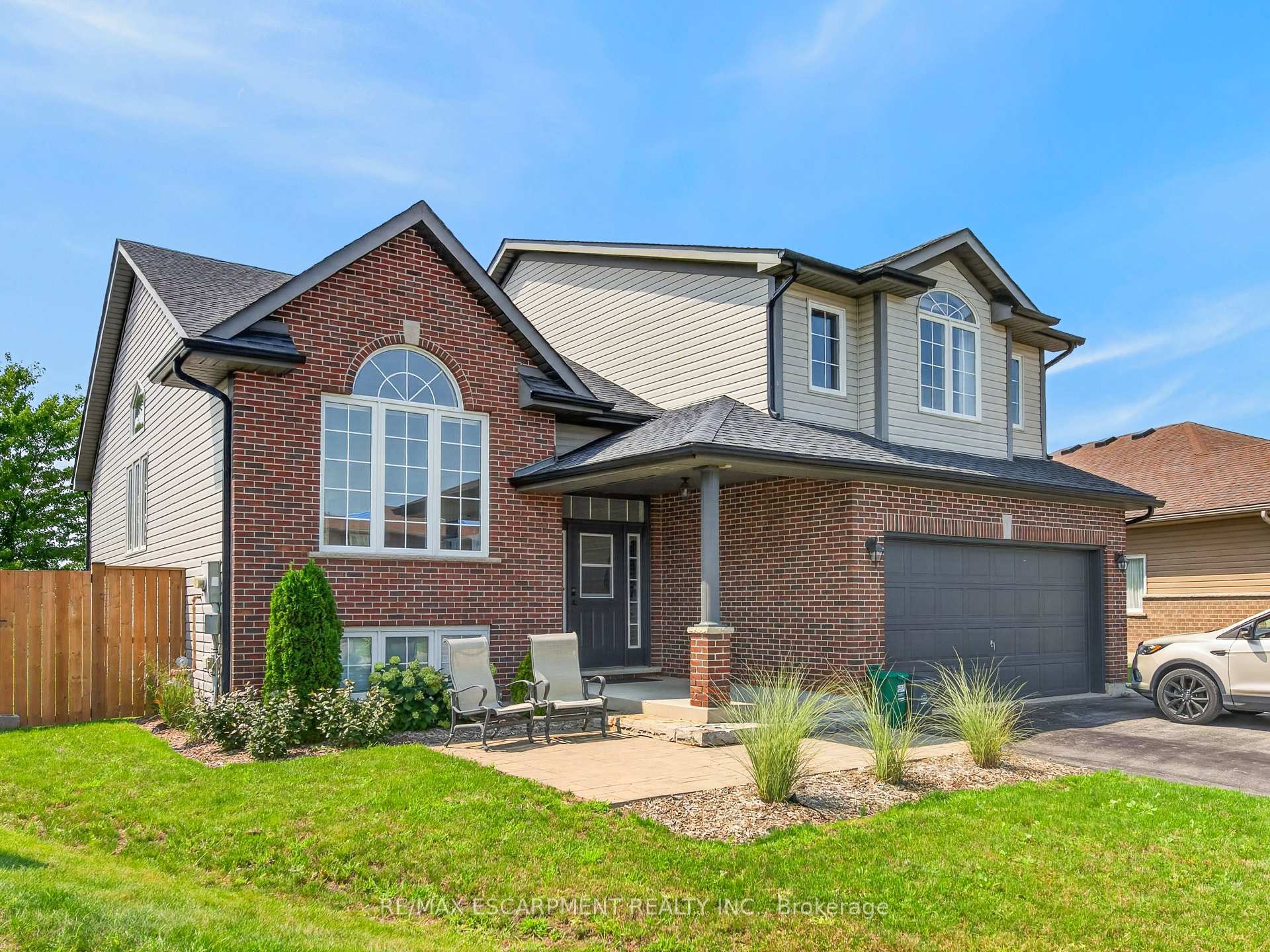 86 Golden Acres Drive, West Lincoln, ON, exterior