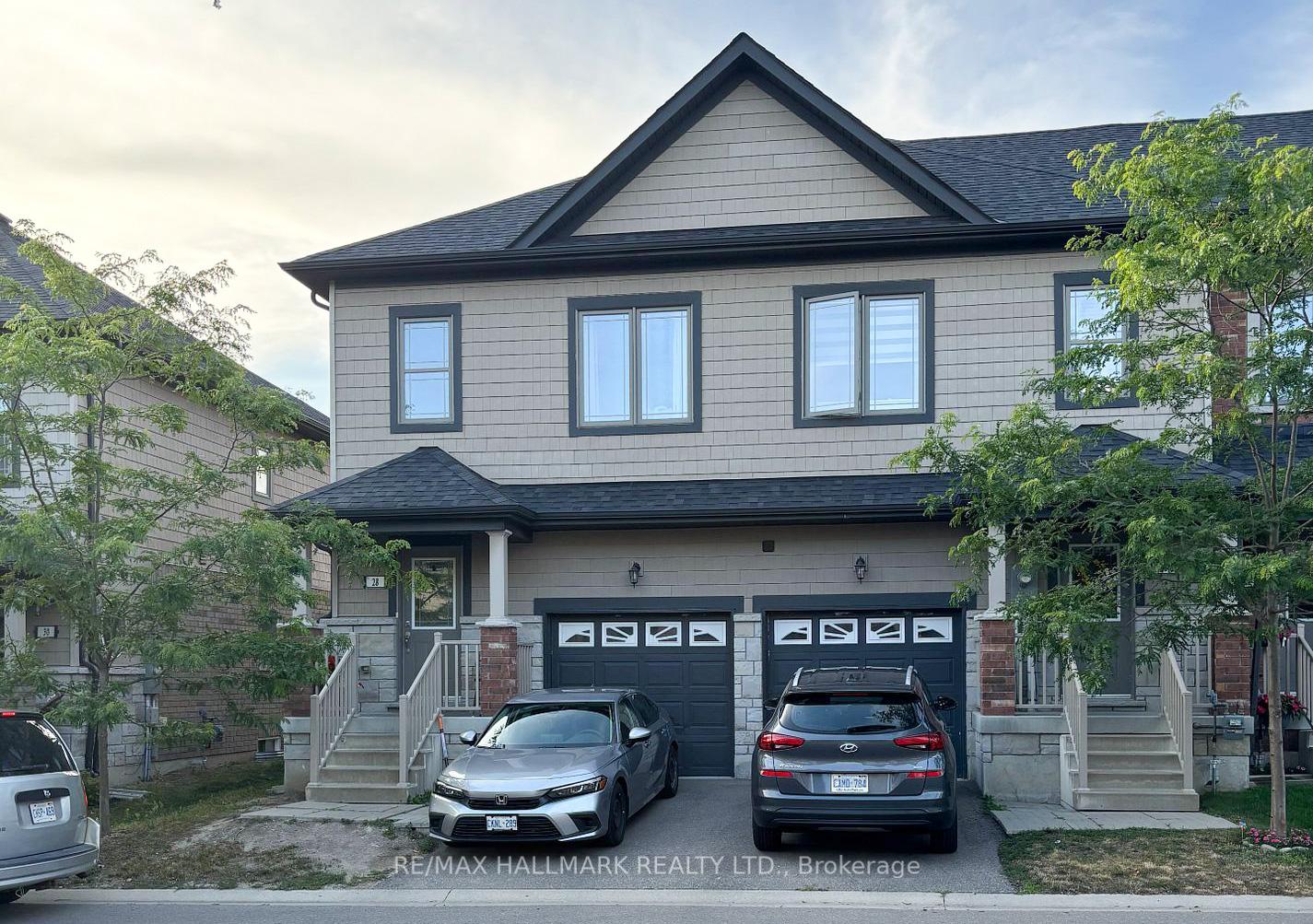 28 Deneb Street, Barrie, ON, exterior