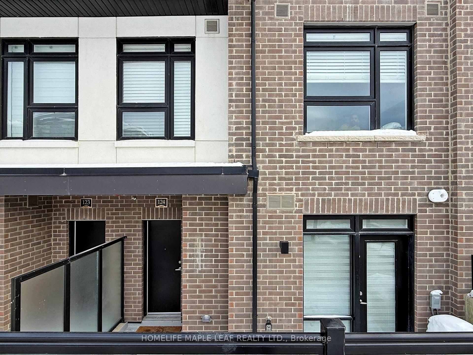 124 - 1569 Rose Way, Milton, ON, exterior