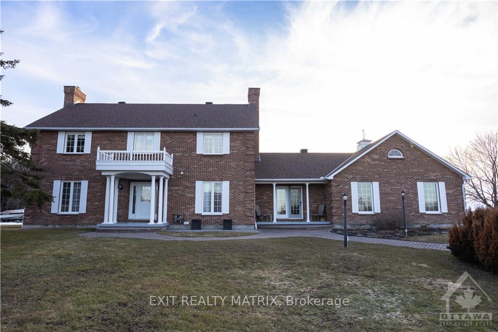 1196 400 Route, Russell, ON, exterior