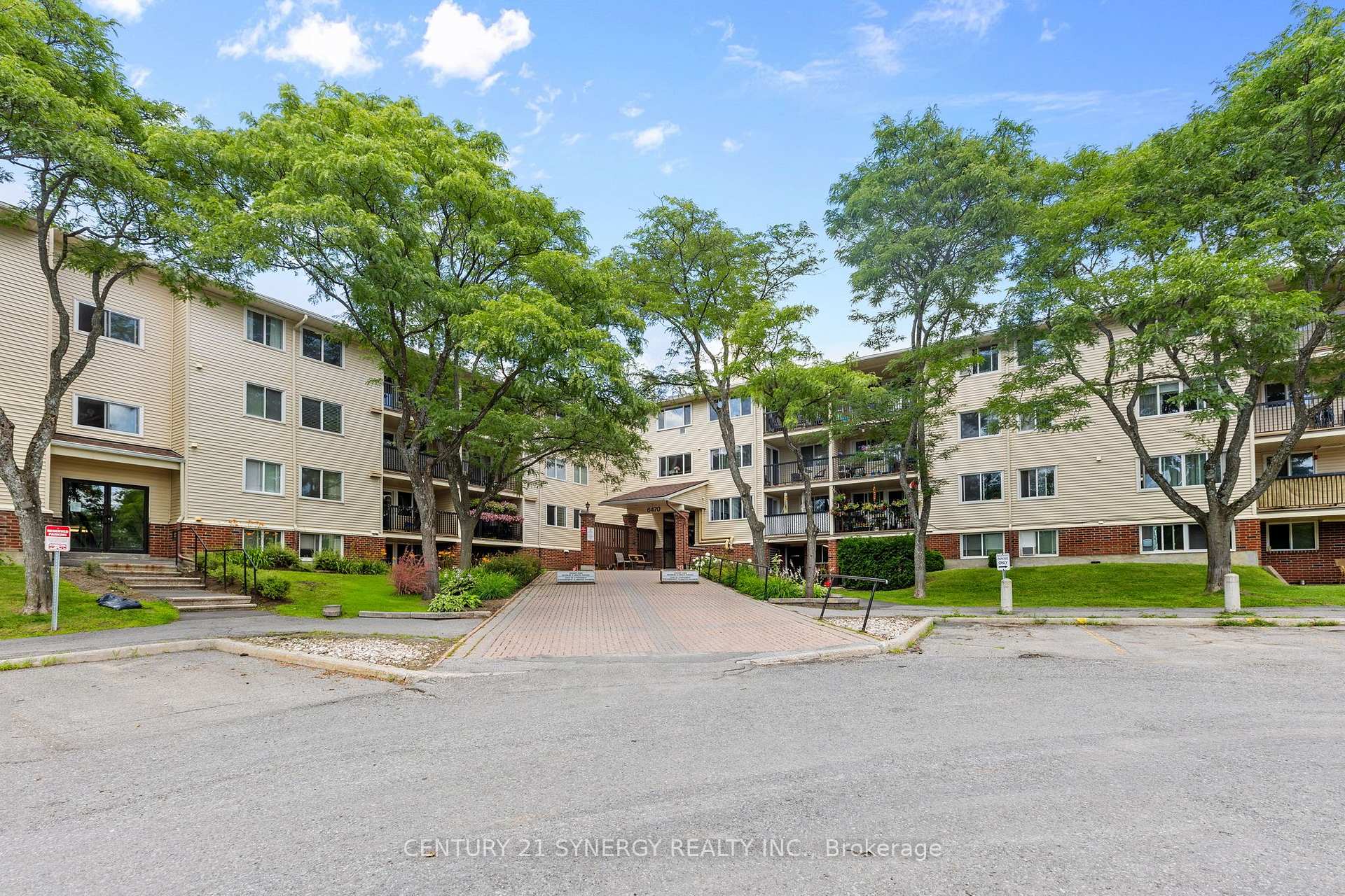 412 - 6470 Bilberry Drive, Orleans - Convent Glen and Area, ON, exterior
