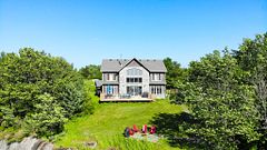 730 124 Highway, McKellar, ON, exterior