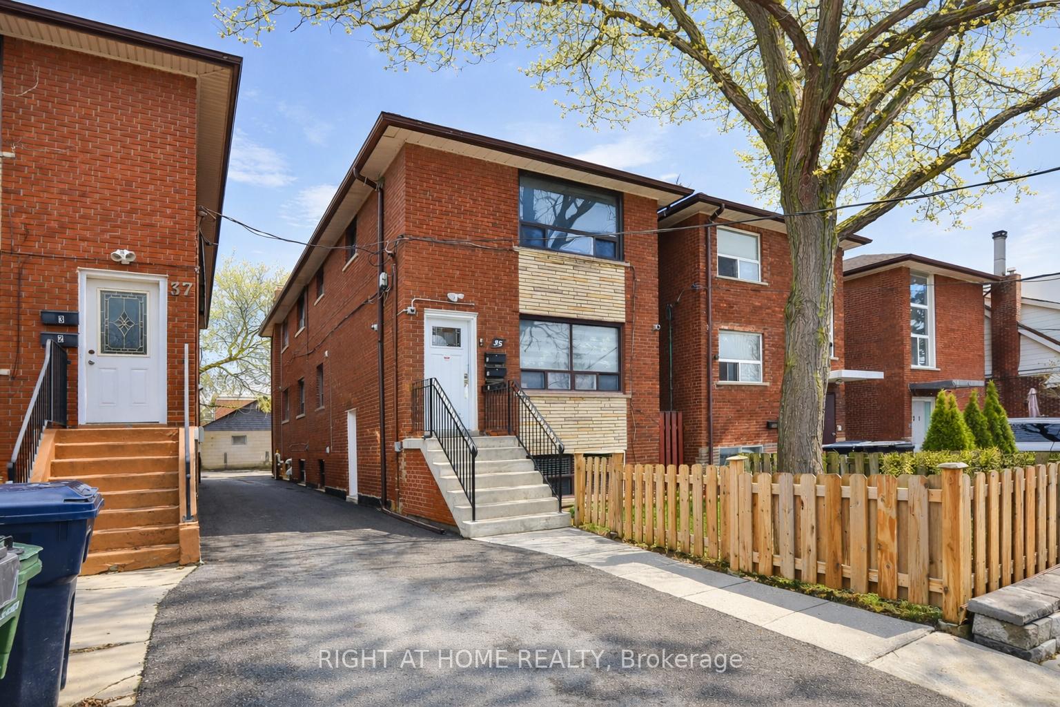 35 Fifteenth Street, Toronto W06, ON, exterior