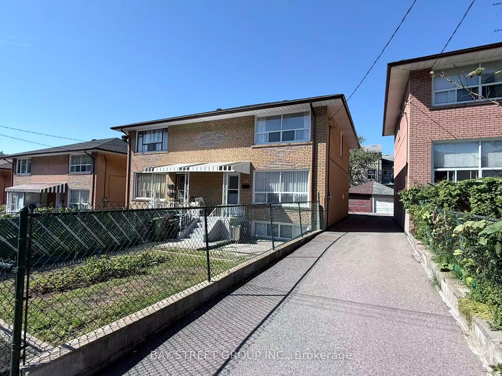 366 Highfield Road, Toronto E01, ON, exterior