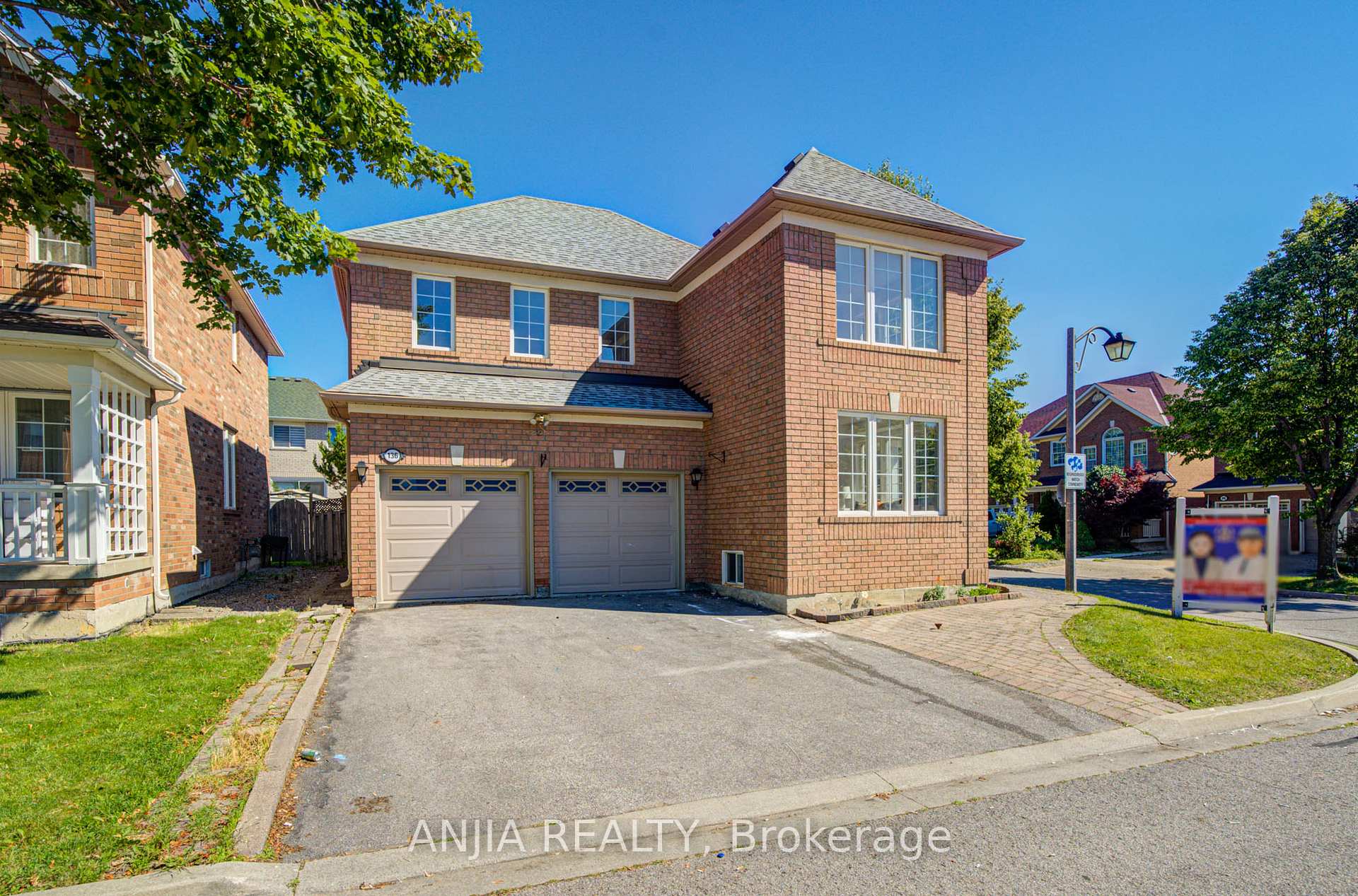 43 Manley Avenue, Whitchurch-Stouffville, ON, exterior