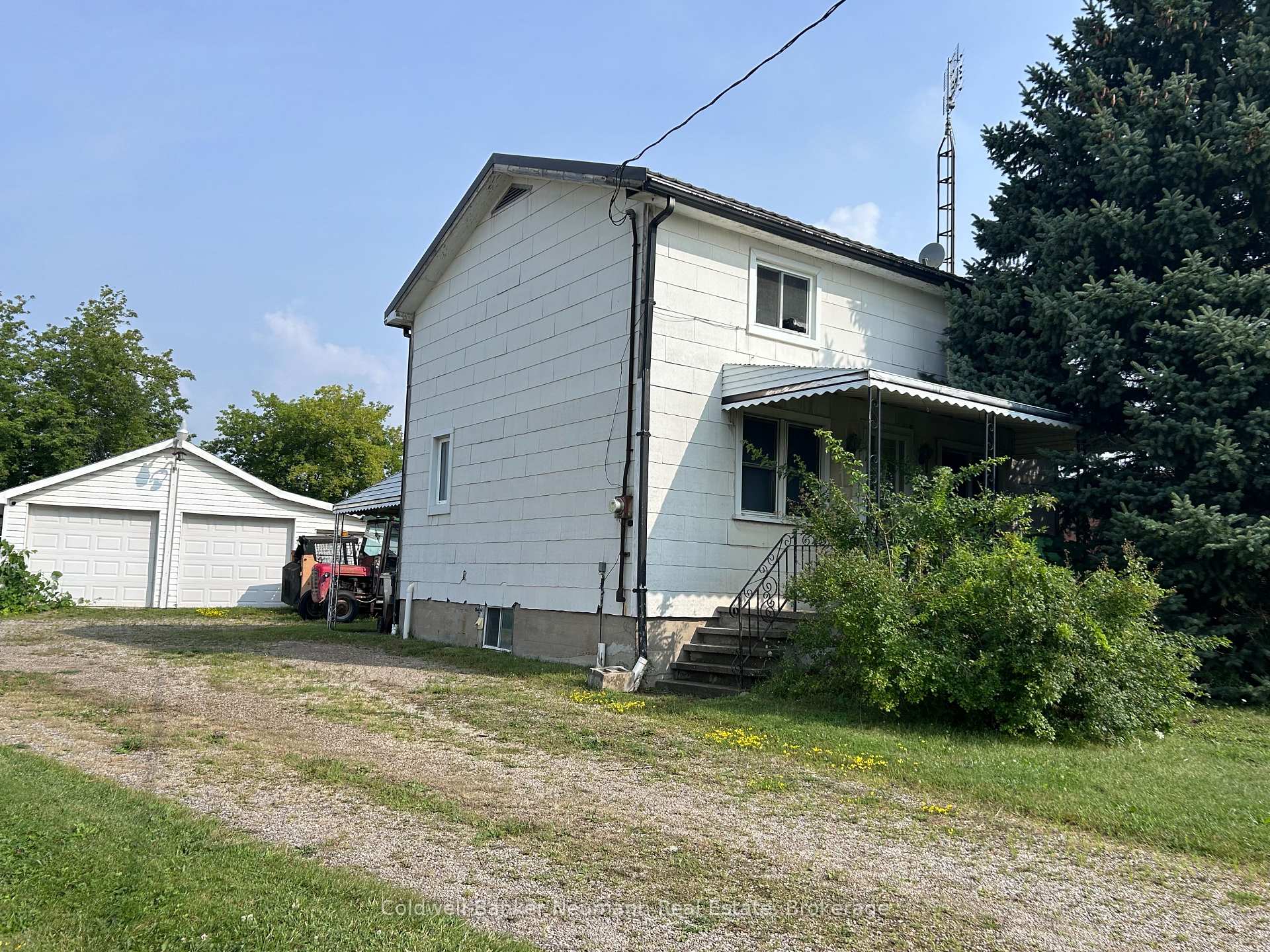 393 Woodlawn Road W, Guelph, ON, exterior