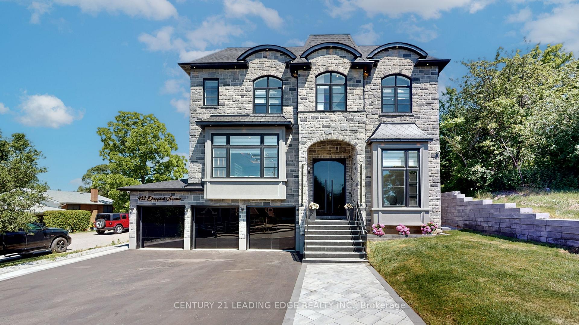 432 Sheppard Avenue, Pickering, ON, exterior