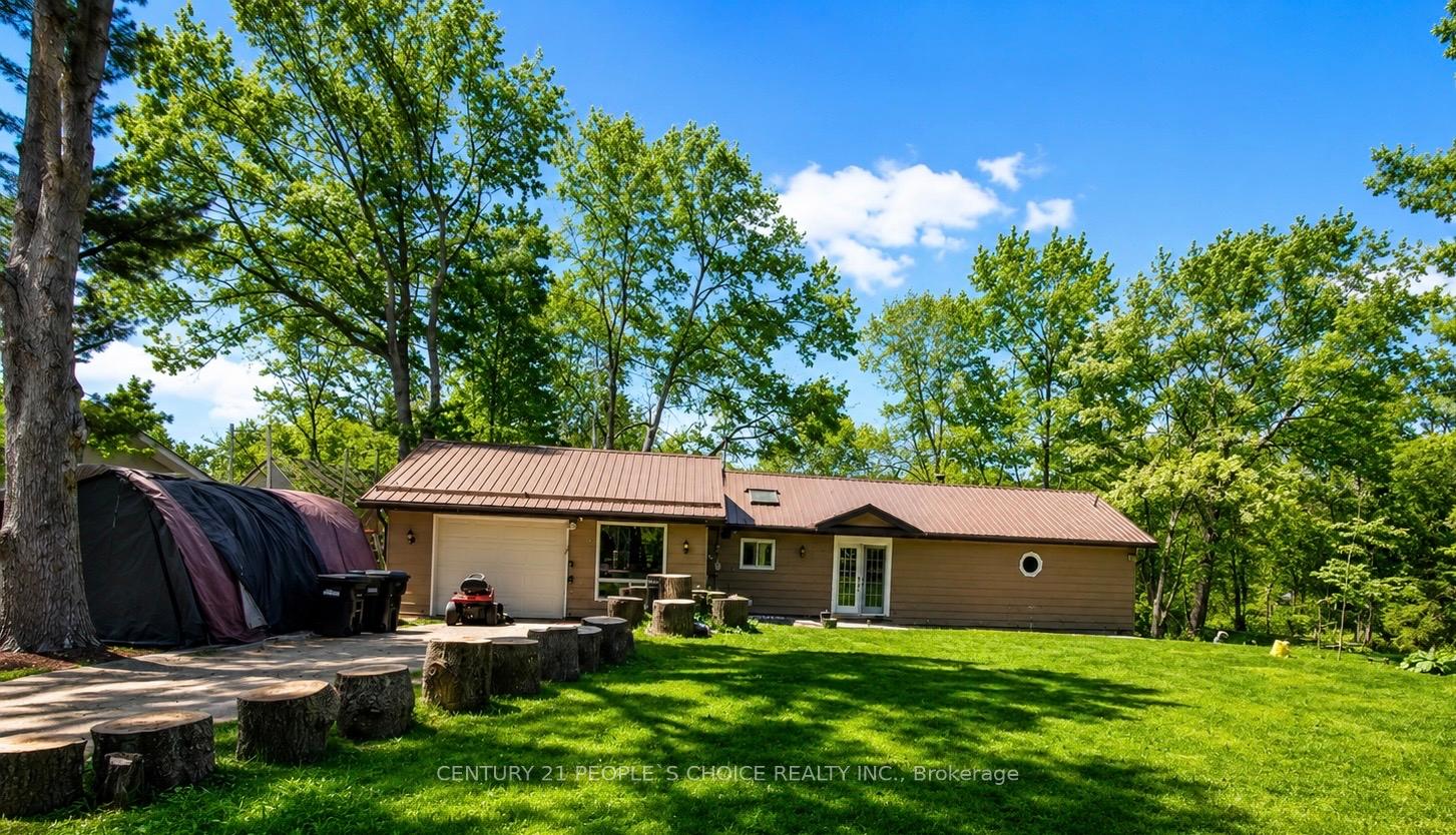 7696 South River Road, Ramara, ON, exterior