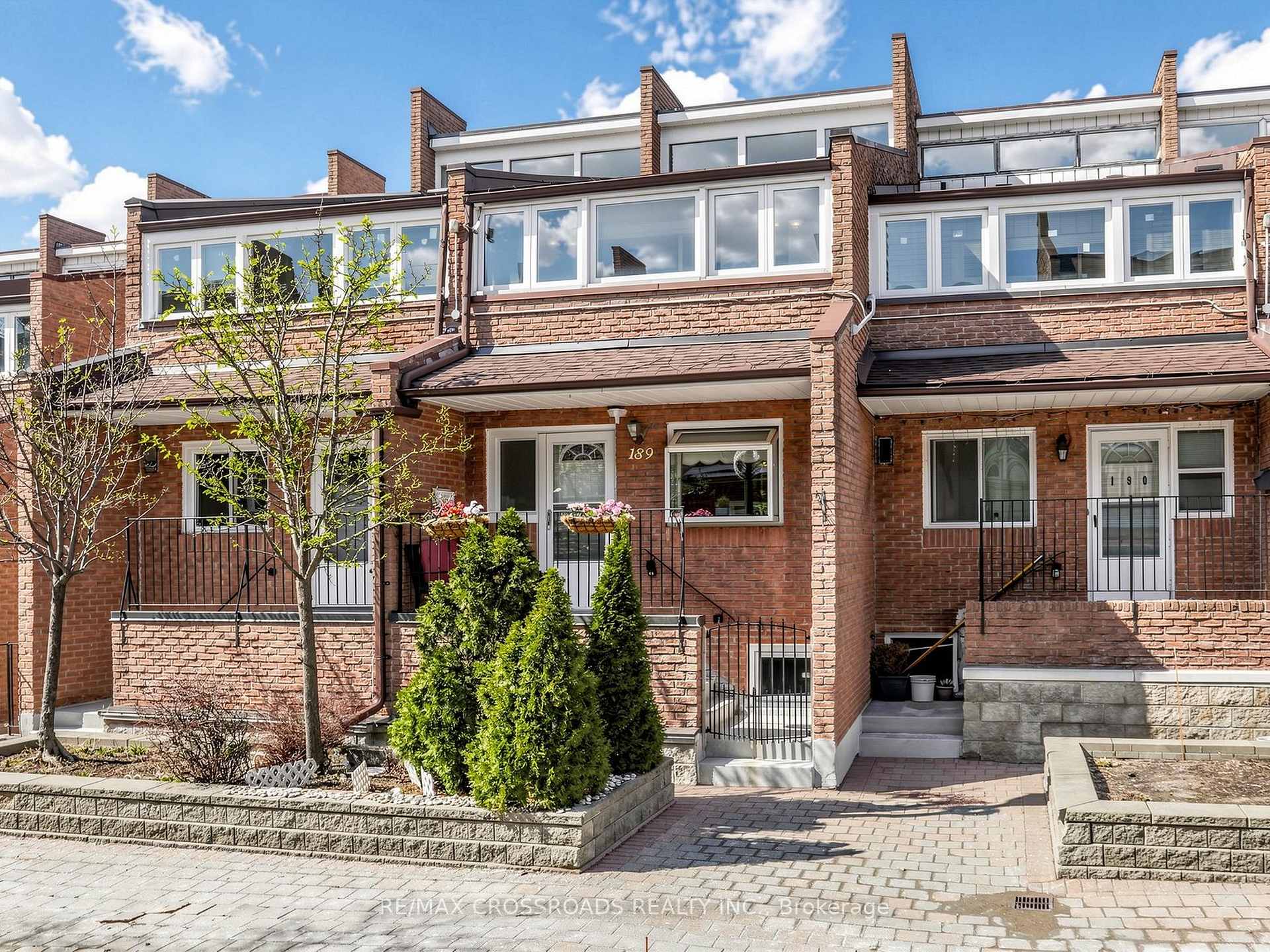 189 - 50 Scarborough Golf Club Road, Toronto E08, ON, exterior