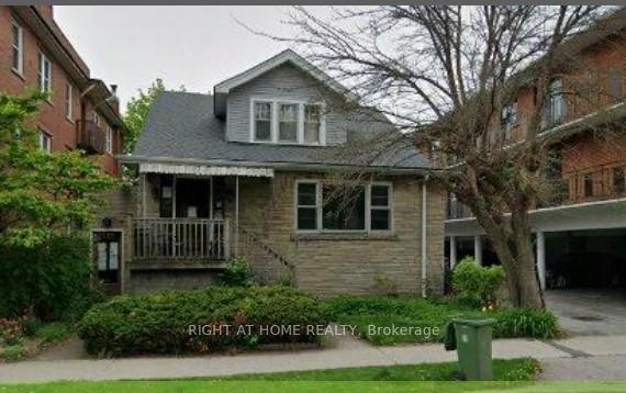 995 Main Street E, Hamilton, ON, exterior