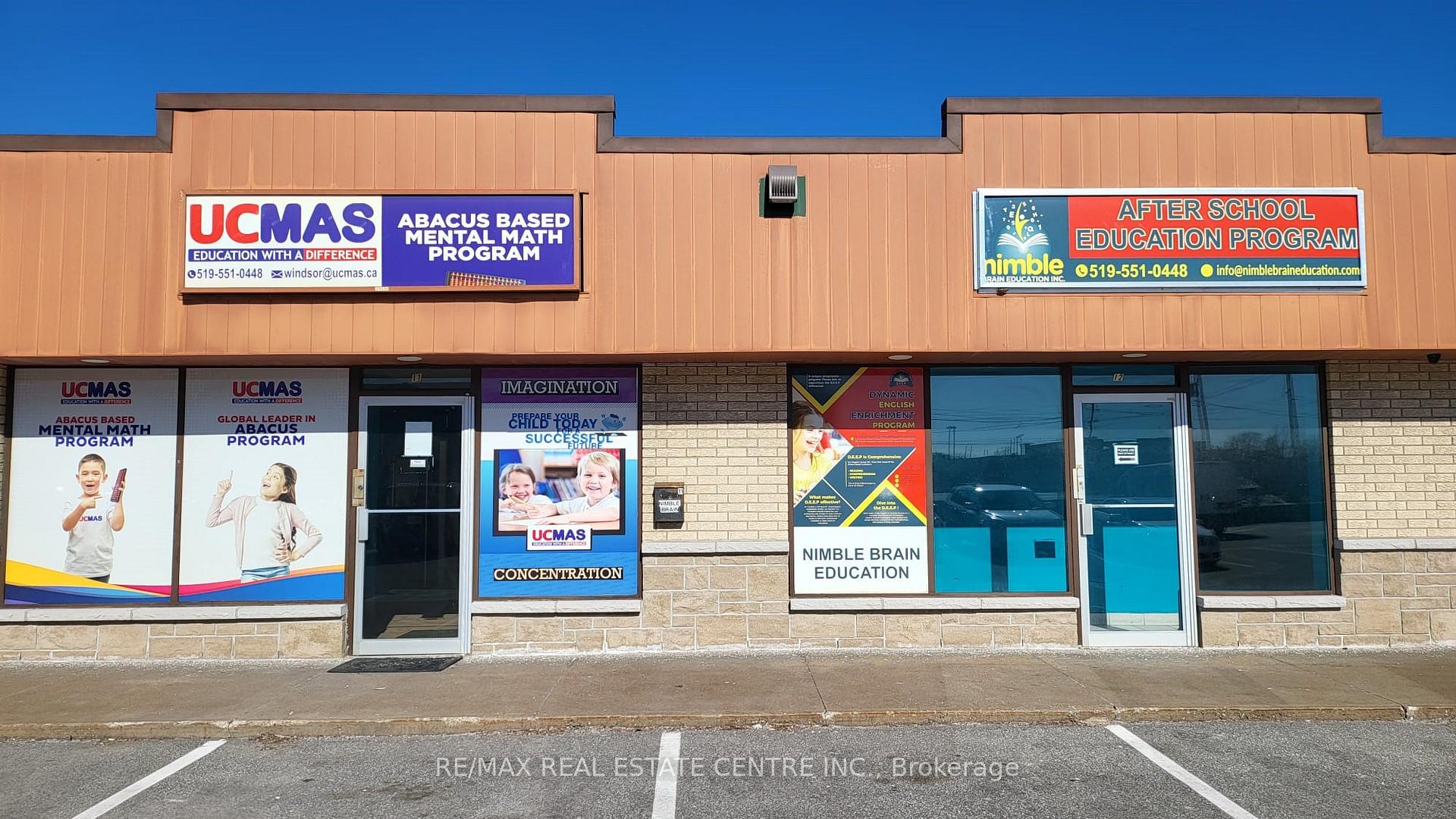 11 - 3020 Dougall Avenue, Windsor, ON, exterior
