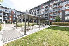004 - 95 Dundas Street, Oakville, ON, exterior