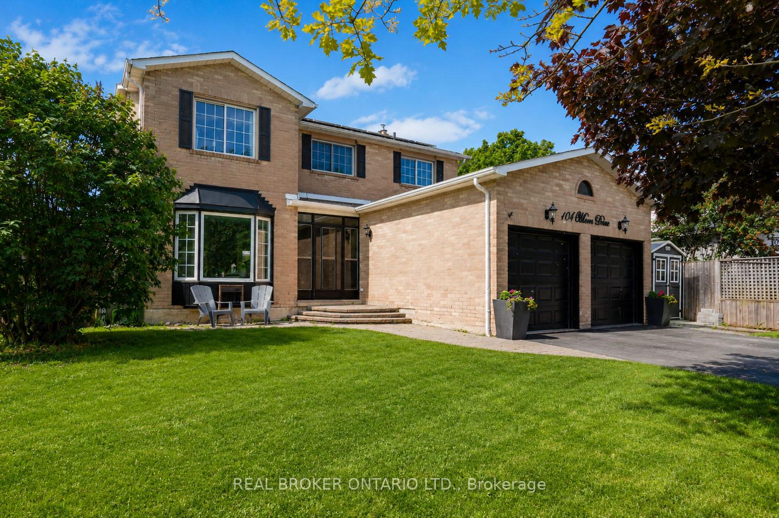 104 Moon Drive, Barrie, ON, exterior