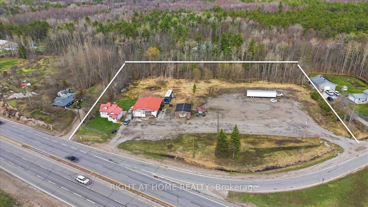 3300 Coopers Falls Road, Severn, ON, exterior