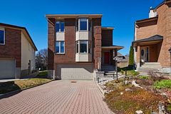 43 Waterview Court, Billings Bridge - Riverside Park and Area, ON, exterior