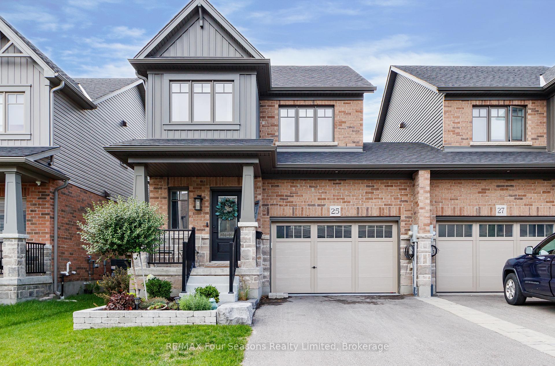 25 Shipley Avenue, Collingwood, ON, exterior