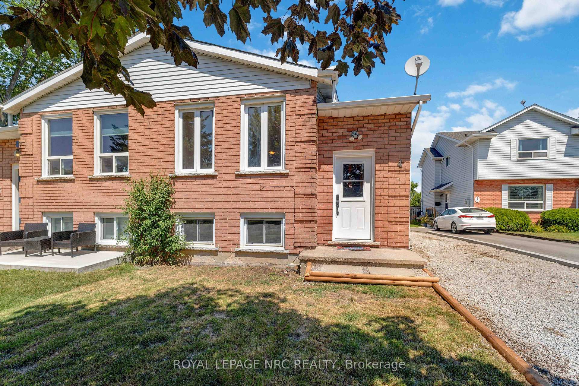 4 Saturn Road, Port Colborne, ON, exterior