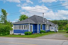 4982 Monck Road, Kawartha Lakes, ON, exterior