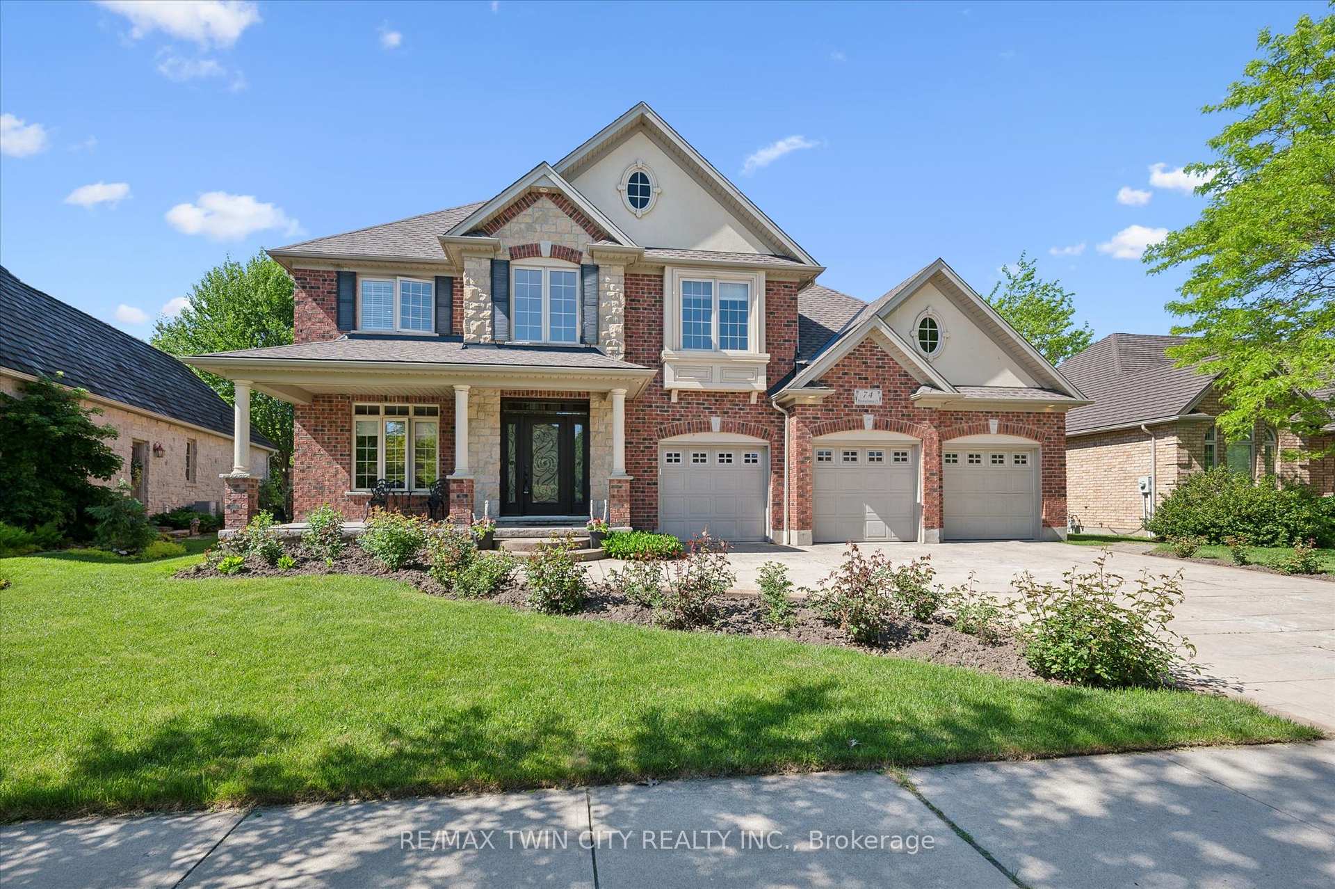 74 Pennsylvania Crescent, Kitchener, ON, exterior