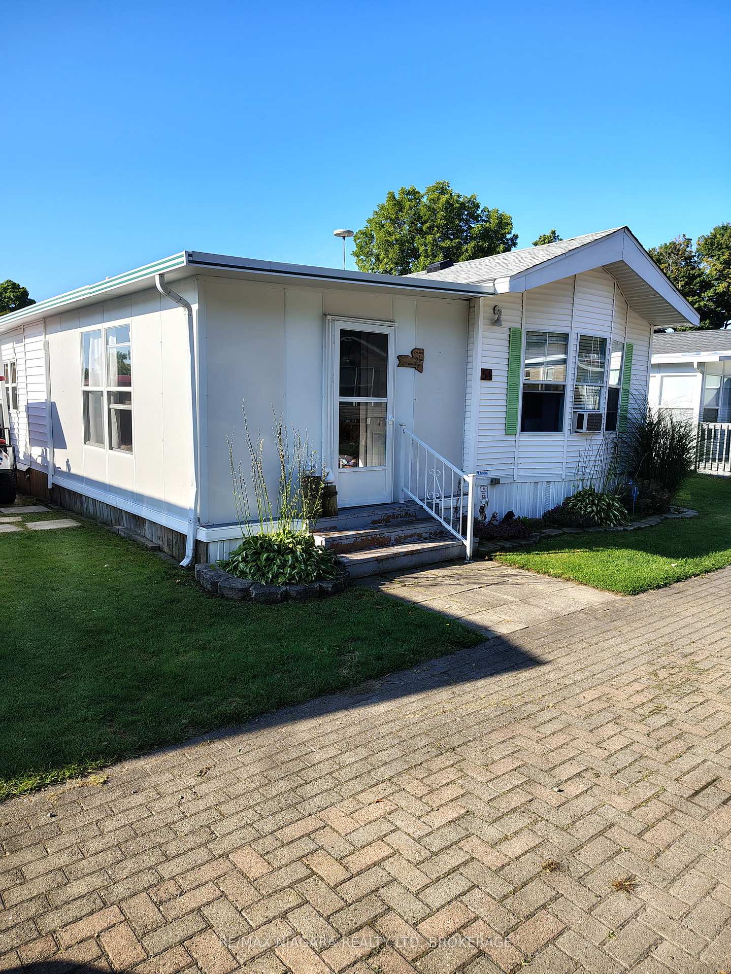 54 Quarry View Village N/A, Port Colborne, ON, exterior