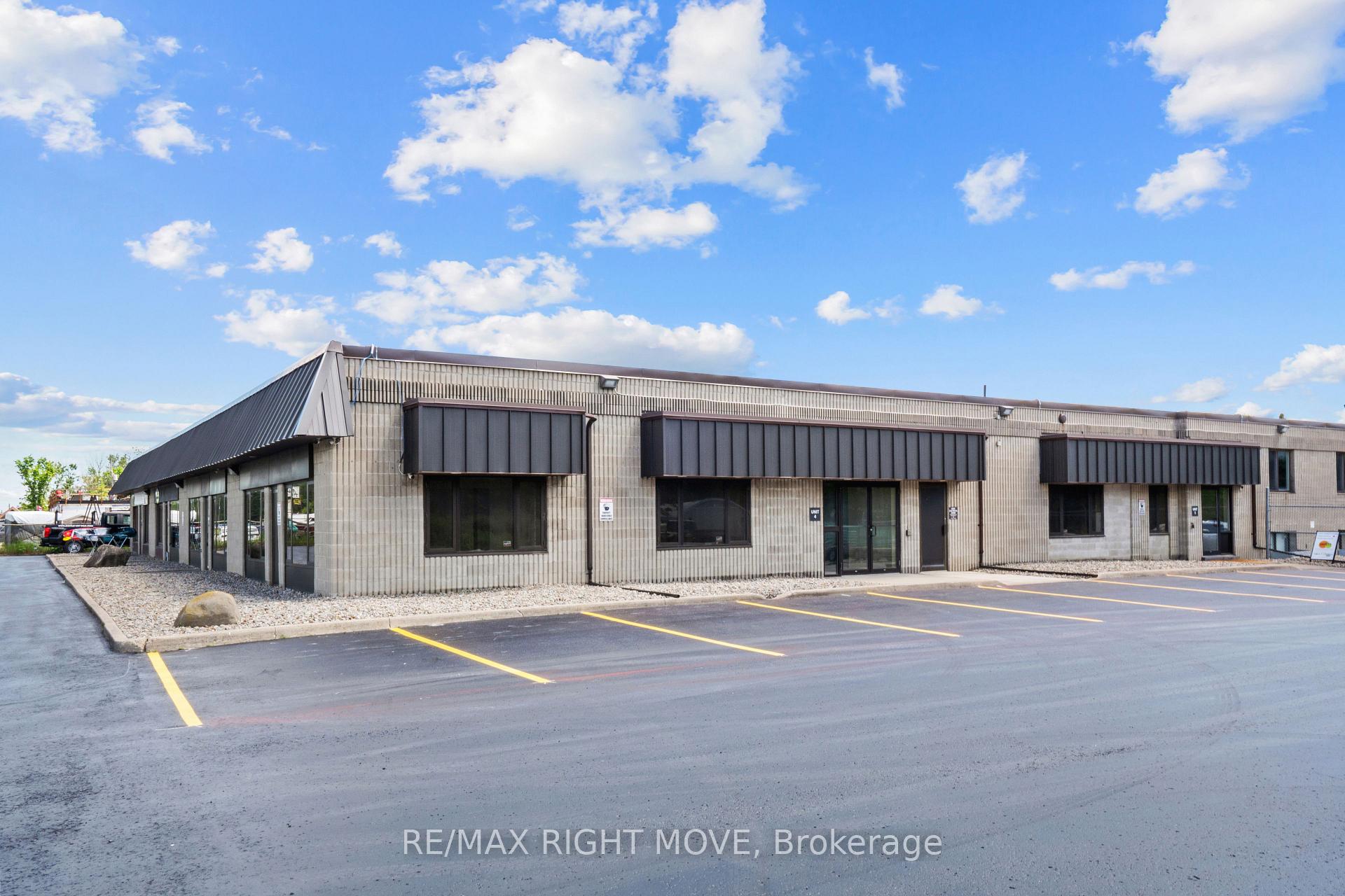 Unit 4 - 3835 Campbell Road, Severn, ON, exterior