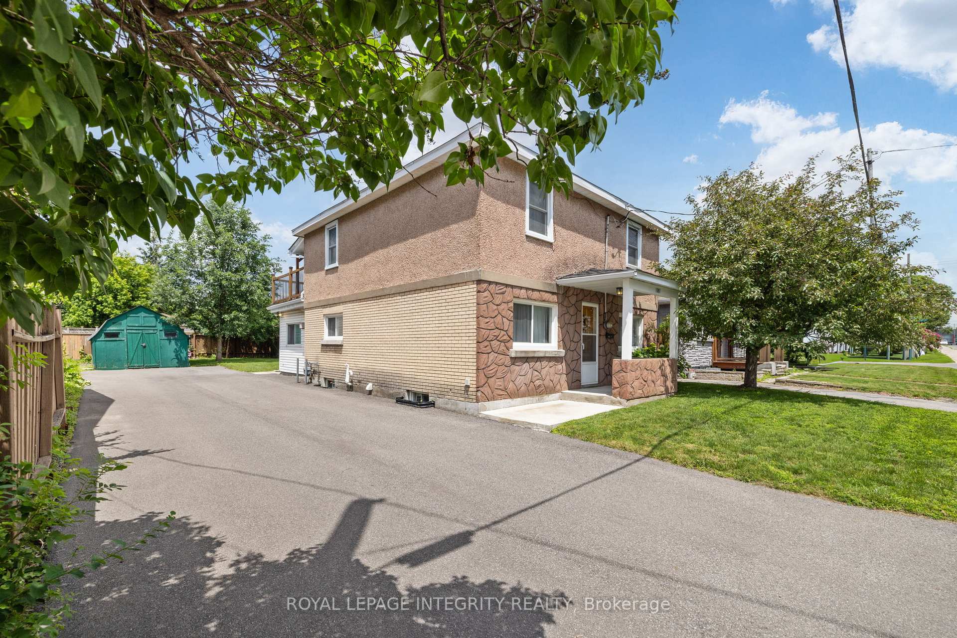 1081 Kenaston Street, Cyrville - Carson Grove - Pineview, ON, exterior