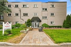 15 Nelson Street, Clarington, ON, exterior