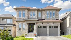 40 Hackett Street, East Gwillimbury, ON, exterior