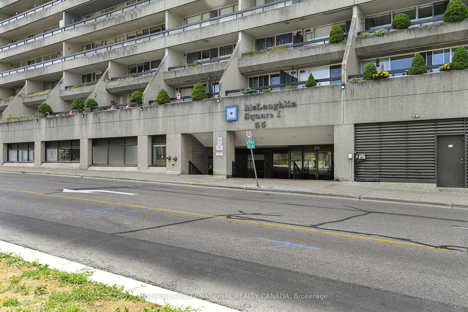 101 - 55 William Street E, Oshawa, ON, exterior