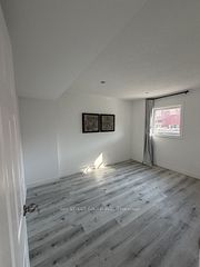 196 Colesbrook Road, Richmond Hill, ON, exterior