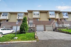 9 - 25 Deer Run Crescent, Bradford West Gwillimbury, ON, exterior
