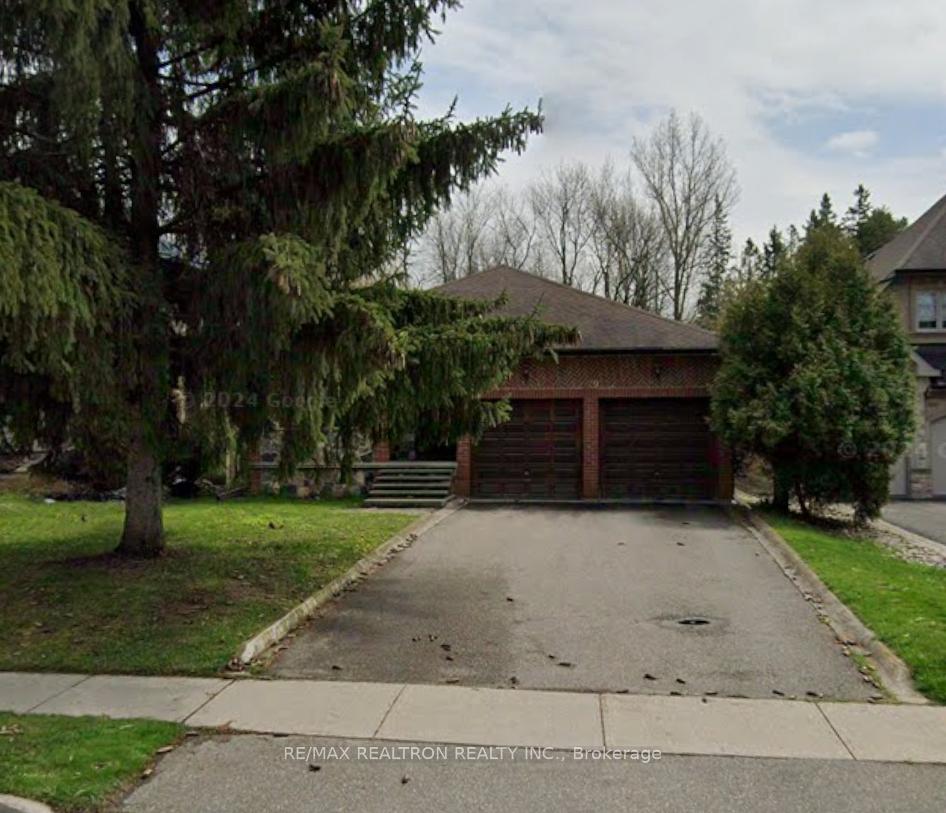179 Douglas Road, Richmond Hill, ON, exterior