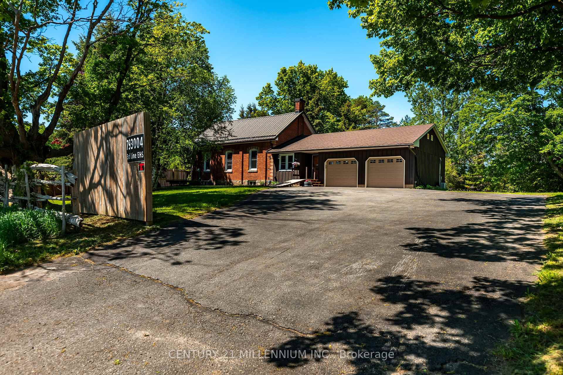 793004 3rd Line EHS Line, Mono, ON, exterior
