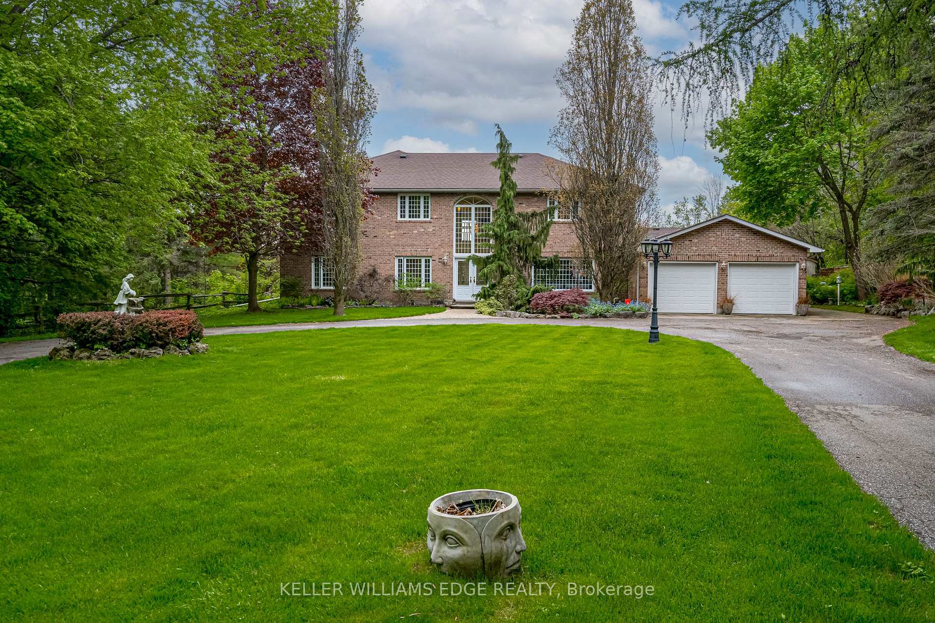 57 Kennedy Road, Caledon, ON, exterior