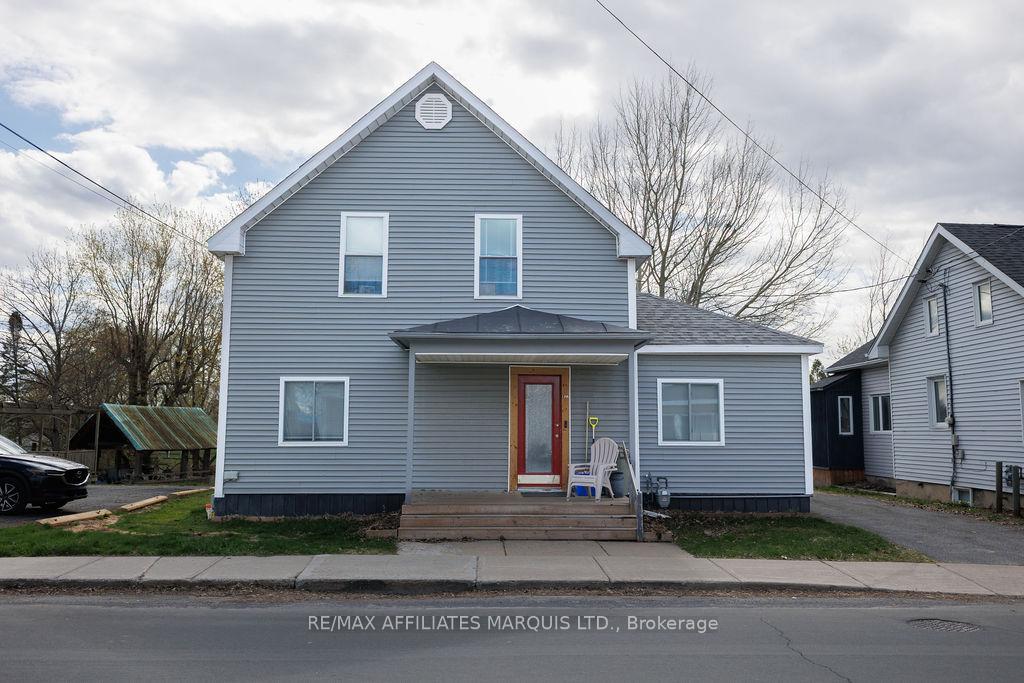 136 Main Street S, North Glengarry, ON, exterior