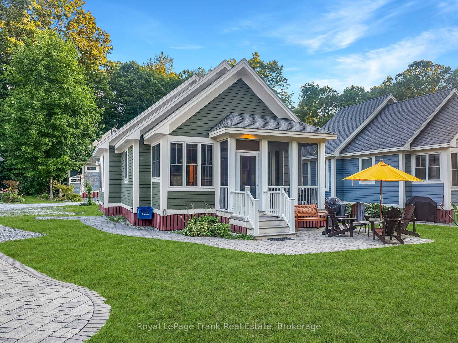 223 - 19 Hollow Lane, Prince Edward County, ON, exterior
