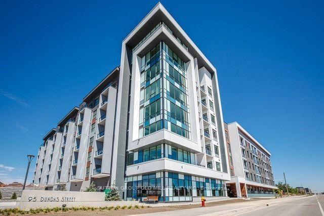 307 - 95 Dundas Street W, Oakville, ON, exterior