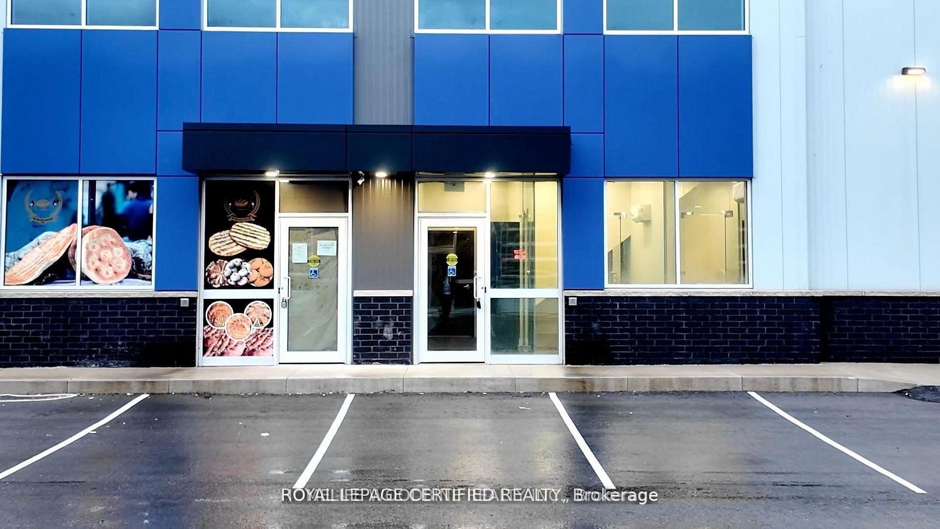 11 - 406 Pritchard Road, Hamilton, ON, exterior