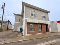 110-112 Third Street W, Cochrane, ON, exterior