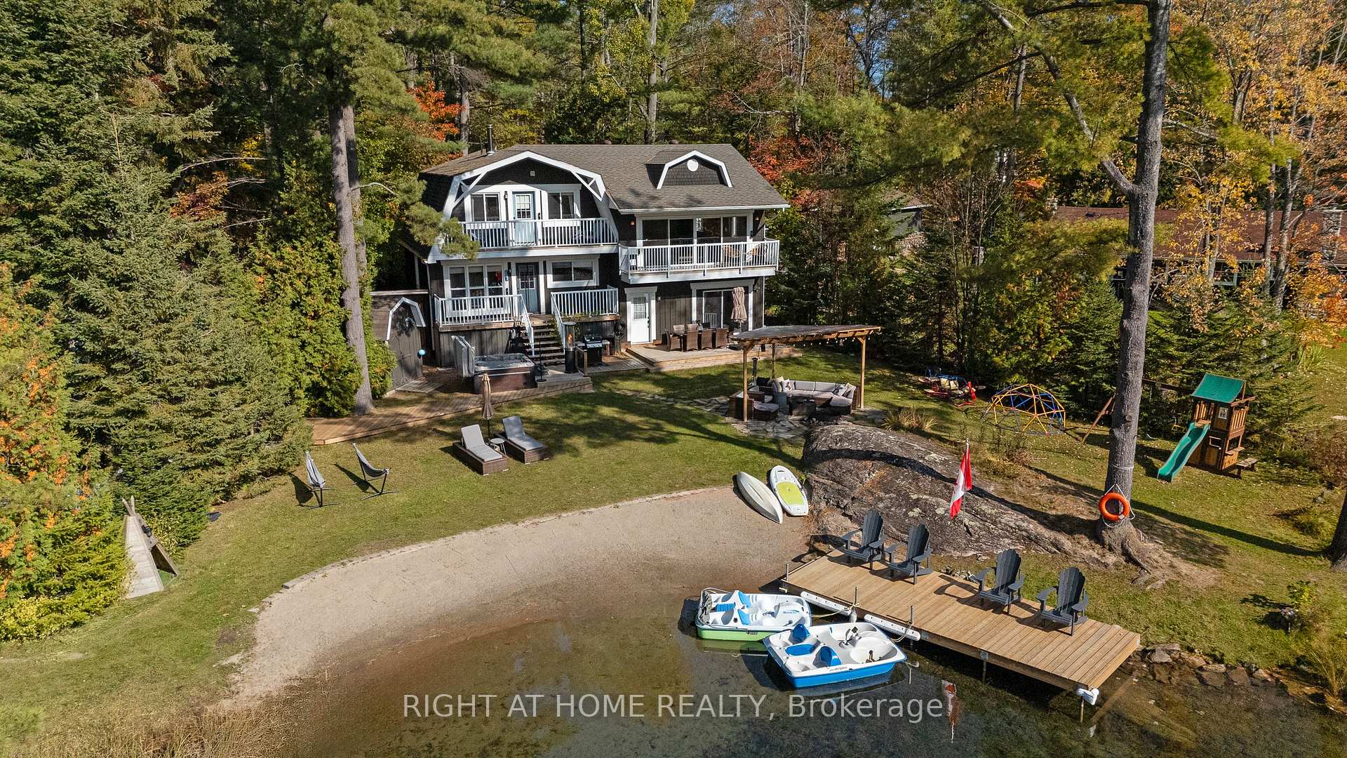 3583 Riverdale Drive, Severn, ON, exterior
