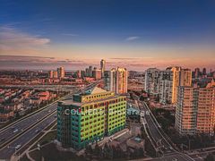 506 - 10 Kingsbridge Garden Circle, Mississauga, ON, exterior