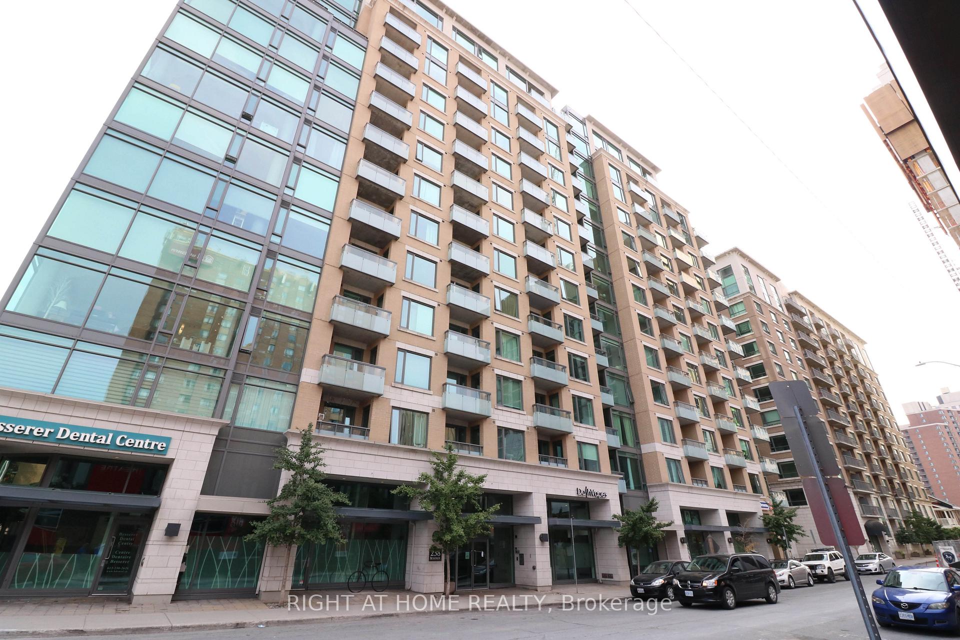 810 - 238 Besserer Street, Lower Town - Sandy Hill, ON, exterior