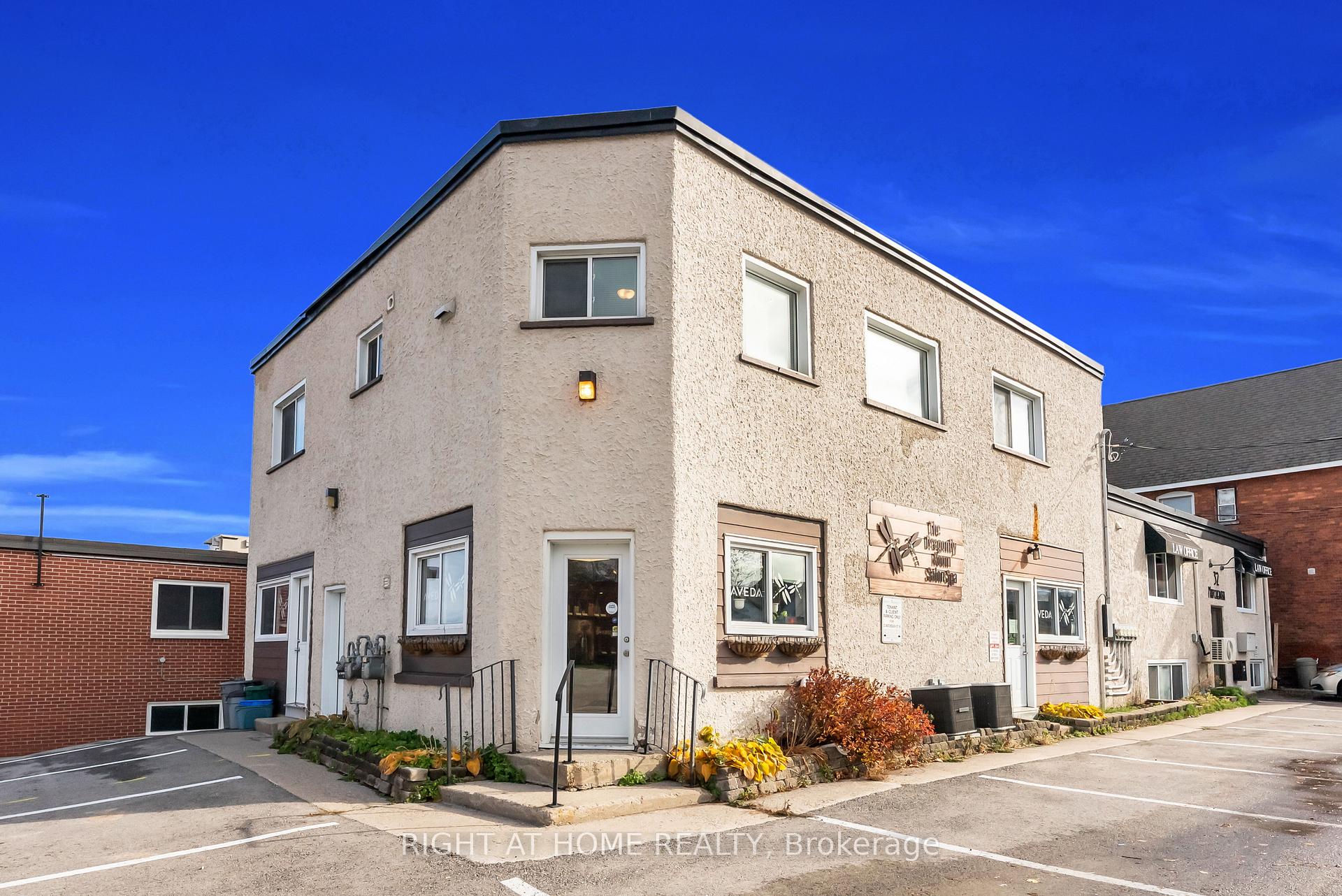 Apartment A - 32 Matchedash Street N, Orillia, ON, exterior
