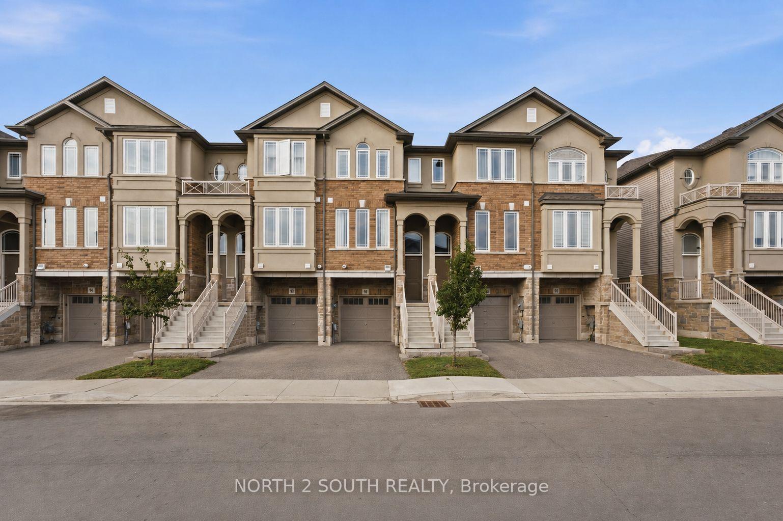 90 Laguna Village Crescent, Hamilton, ON, exterior