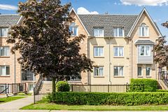 1003 - 75 Weldrick Drive E, Richmond Hill, ON, exterior