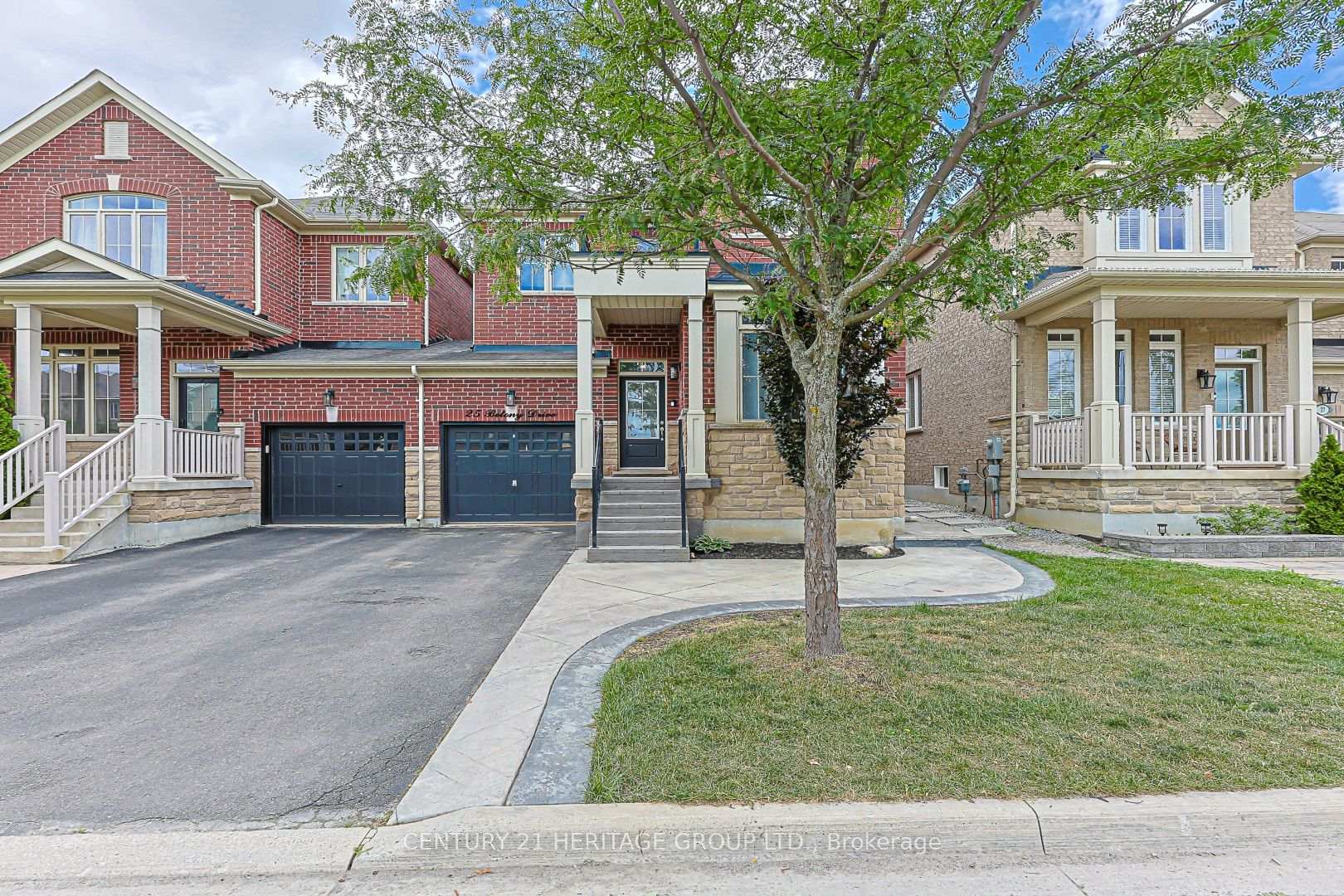 25 Betony Drive, Richmond Hill, ON, exterior