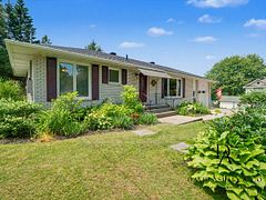 4 Queen Street, Rideau Lakes, ON, exterior