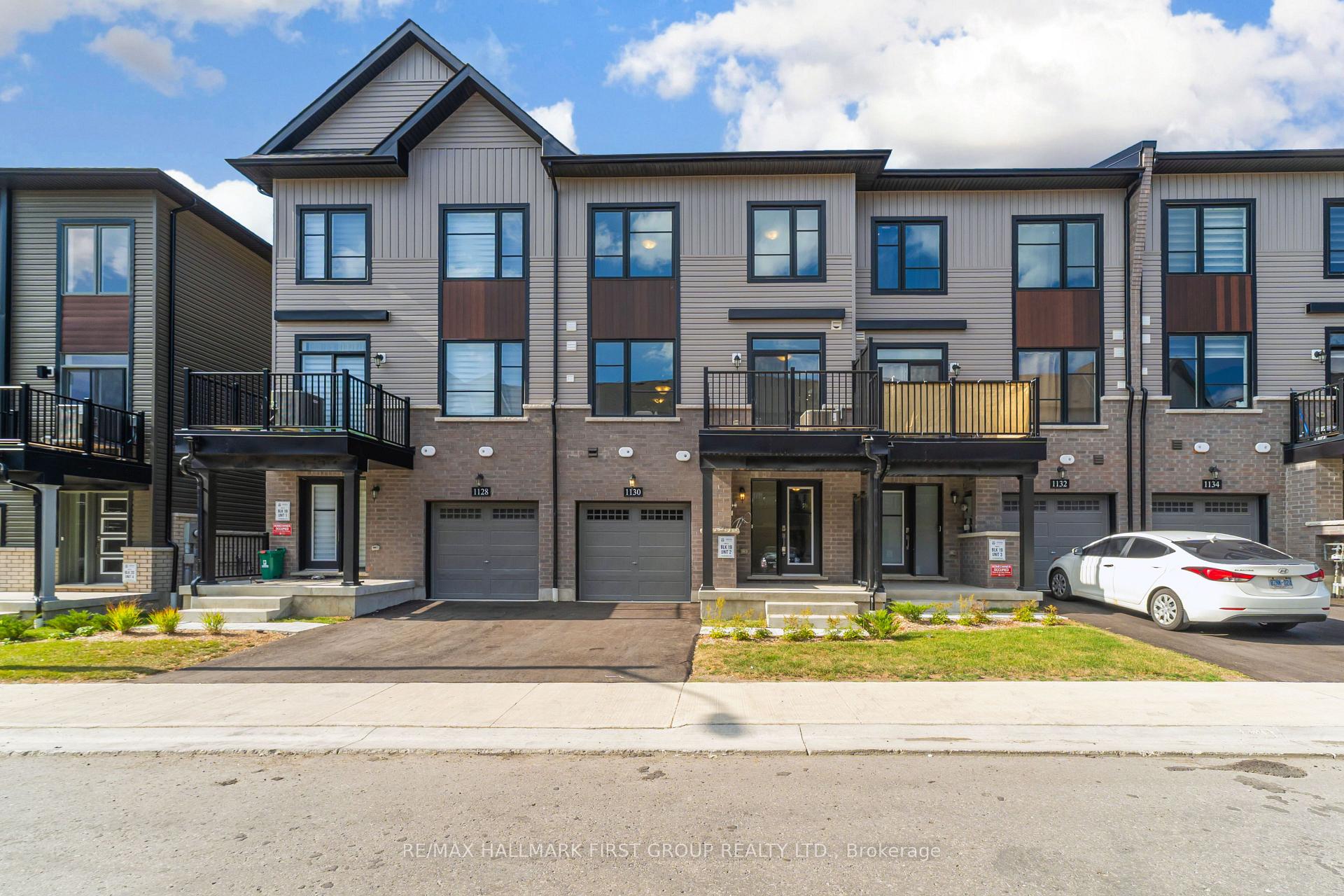 1130 Greentree Path, Oshawa, ON, exterior